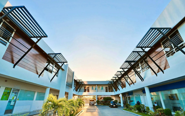 Holiday Suites Puerto Princesa