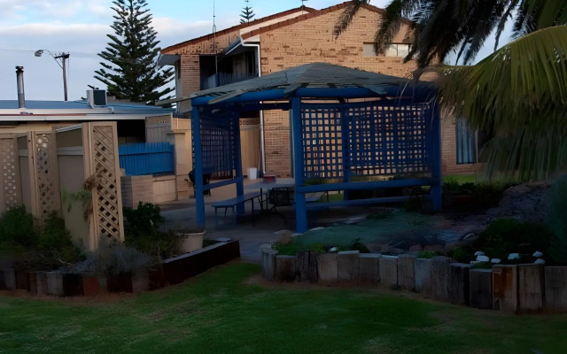 Esperance Beachfront Resort