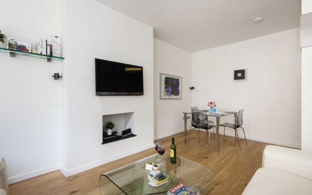 The Mayfair Cocoon - SME
