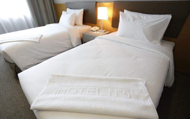 Hotel N°5
