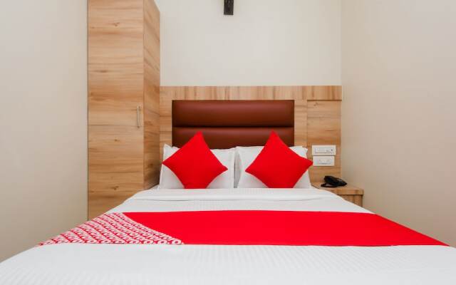 OYO 12257 Hotel Sai Suites