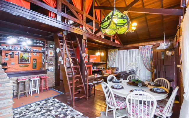 Locar-in Gramado - Meu Cantinho na Serra 10 pax