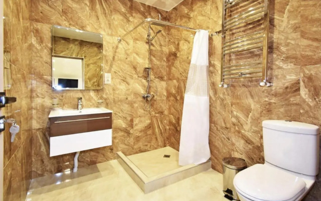 Patriott Hotel