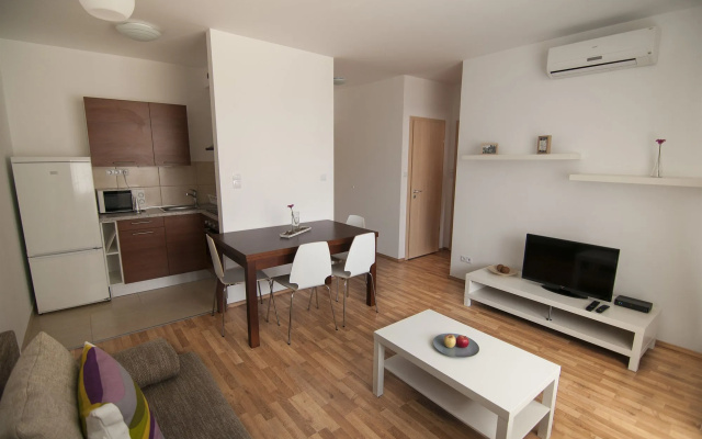 Corvin Center Suites