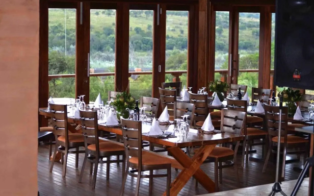 African Hills Safari Lodge & Spa