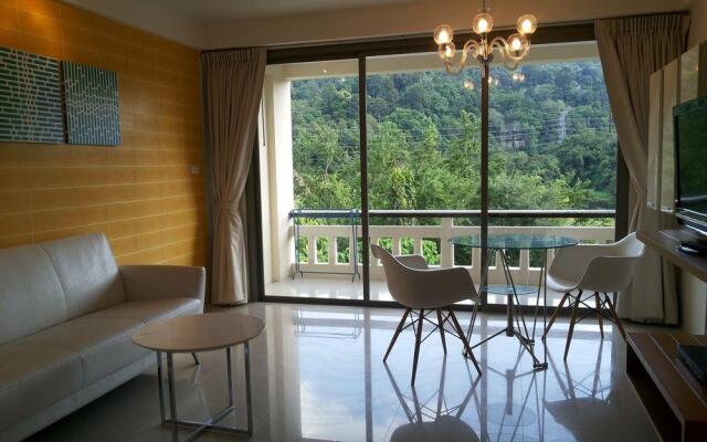 The Green Golf Residence Condominium