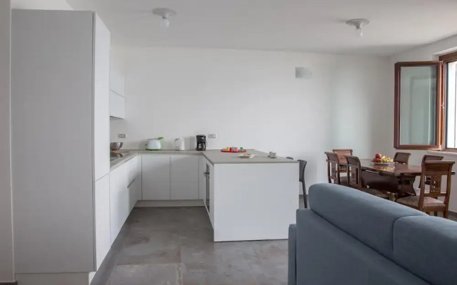 C0-e569-lbag97b2 - Dream Lake Apartment 2