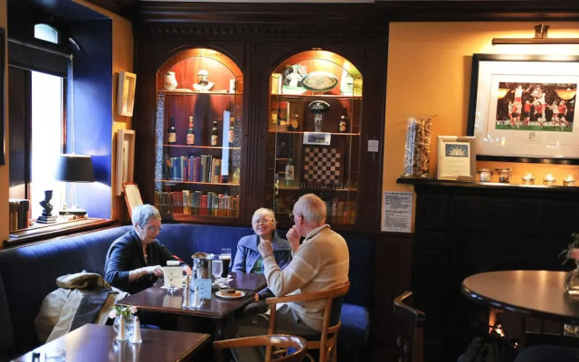 Ahernes Townhouse & Seafood Bar