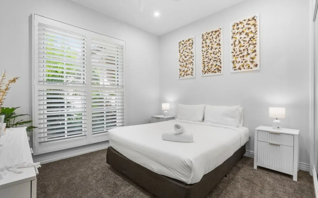 Spacious 7-bed Family Home in Chapel Hill – Guest Rooms – Brisbane