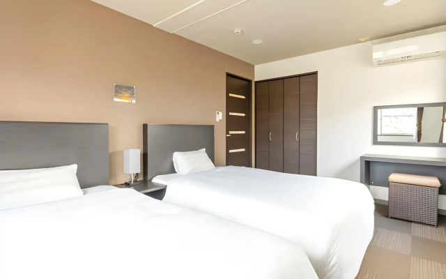 Ocean's Resort Villa Vorla