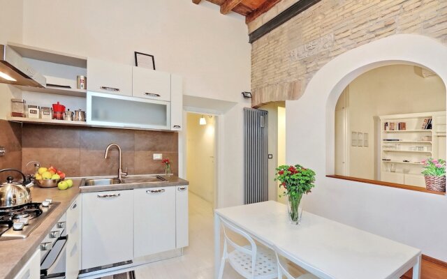 Rome Accommodation - Campo de Fiori II