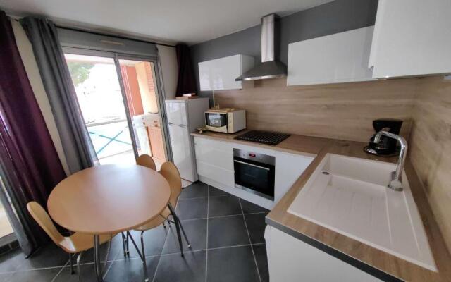 Maison Cap d'Agde, 3 pièces, 6 personnes - FR-1-607-68