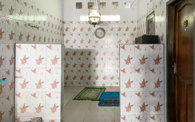 Penginapan Losmen Ayu Pamanukan RedPartner