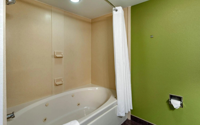 Sleep Inn & Suites Allendale