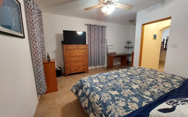 1-bed House Sleeps 2 With Parking