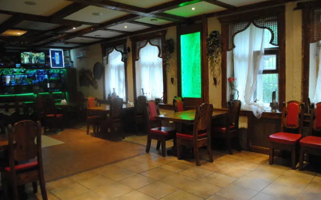 Мастер Отель Первомайская