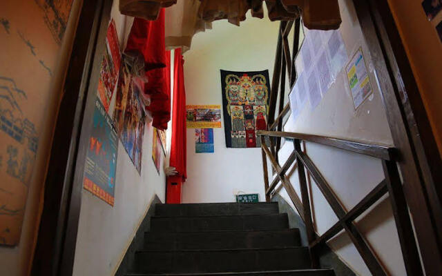 Hangzhou In Lake International Youth Hostel