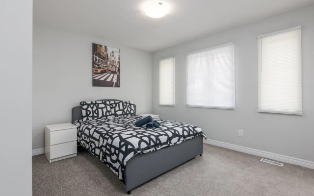 Luxury Entire house mins Niagara falls & Brock uni