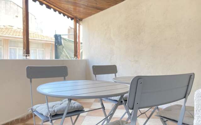Cozy and Classy Flat Near Taksim Square in Beyoglu