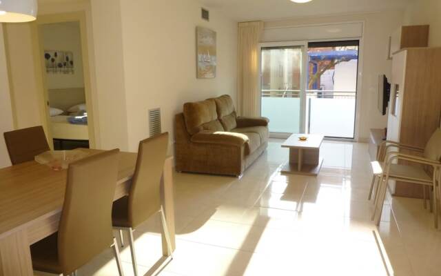 Modern Apartment In Rosas 150 M From The Beach With Wifi