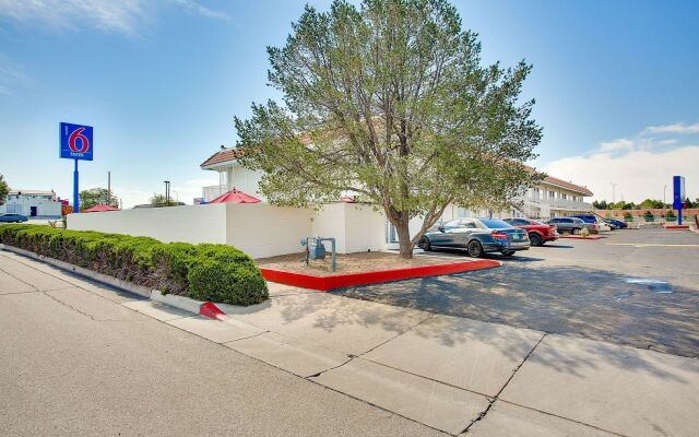 Motel 6 Albuquerque, NM - Carlisle