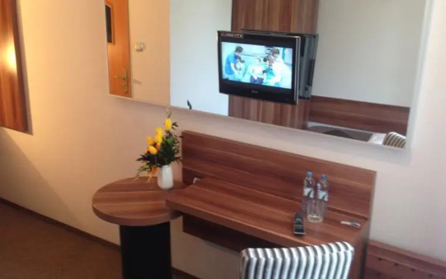 Hotel & Restauracja Glass