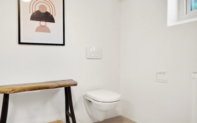 Sanders Charm - Cozy 1-bdr Apt With Shared Garden