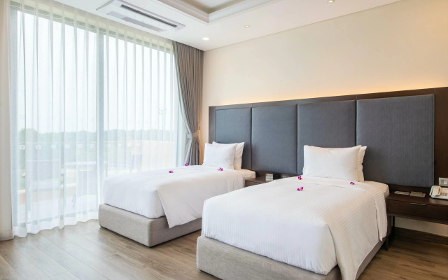 Wyndham Sky Lake Resort And Villas