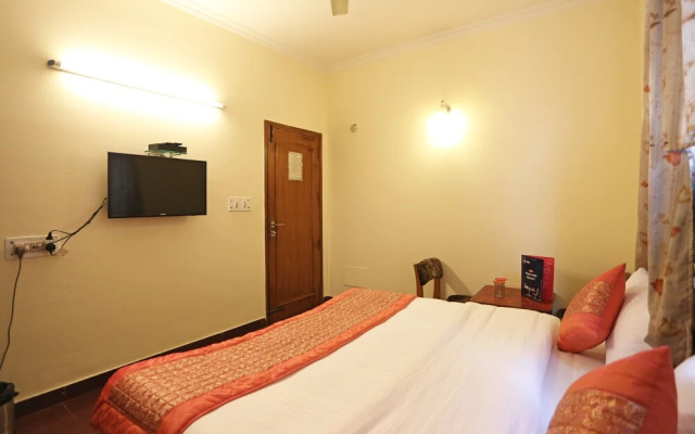 OYO 8188 Vardhmaan Inn