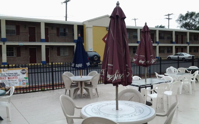 Hanover Hotel & Banquet Center