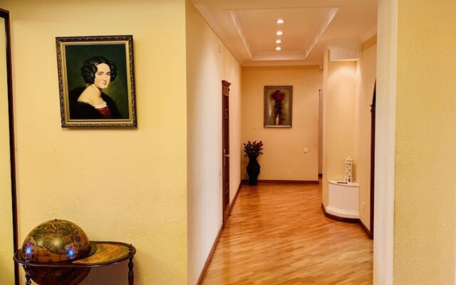 Cosy Apartment with 3BDR & 2 BTH