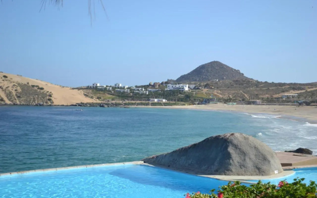Club Playa Blanca
