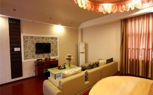 Yarisha Holiday Hotel - Mianyan