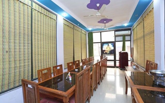 Hotel Leisure Palace
