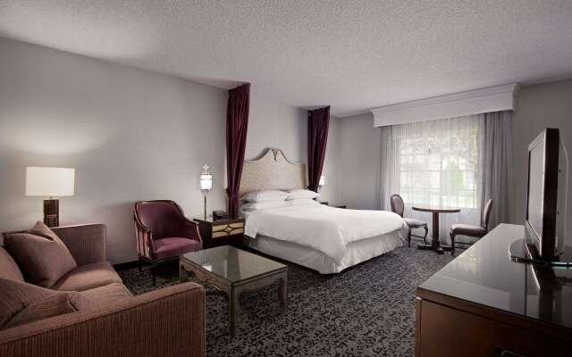 Anaheim Majestic Garden Hotel