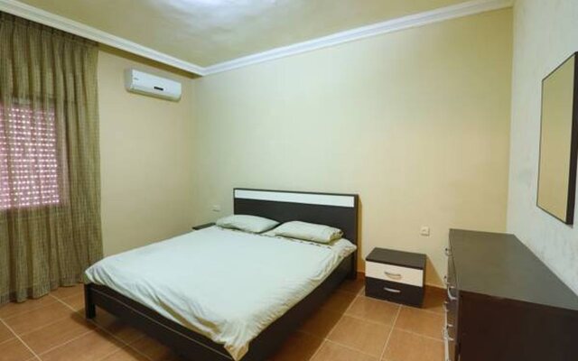Uptown Hotel Apartment