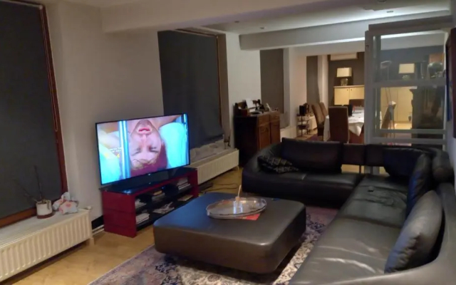 Luxe appartement met 3 slaapkamers en 1 kingsize bed slaapzetel en drie dubbelbedden - фото 2