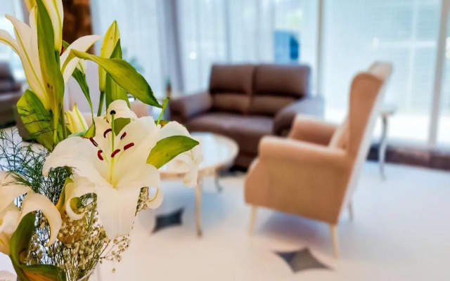 Golden Dune Furnished Apartments