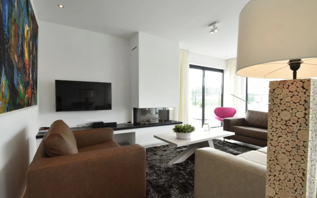 Modern Villa with Hot Tub & Sauna in Harderwijk Flevoland