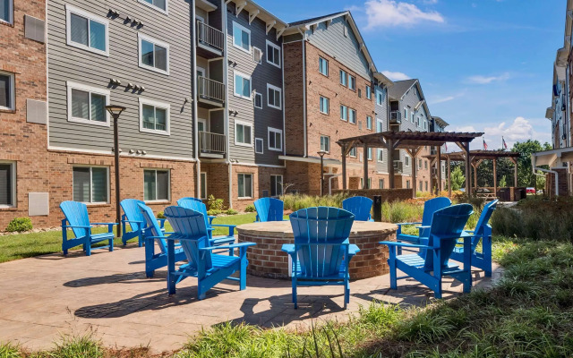 WaterWalk Extended Stay by Wyndham Charlotte - Arrowood