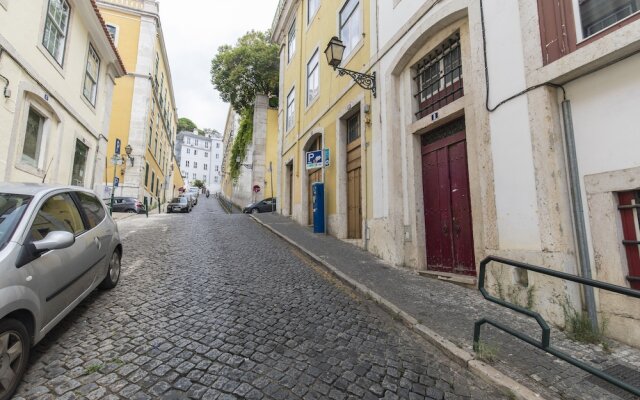 Alfama Chic 4