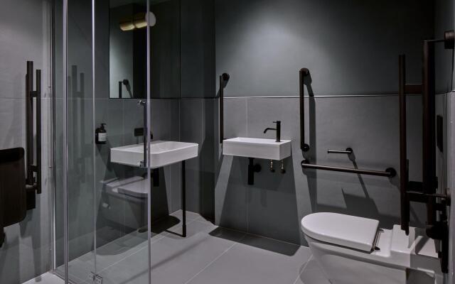 Buckle Street Studios by Locke, Aldgate