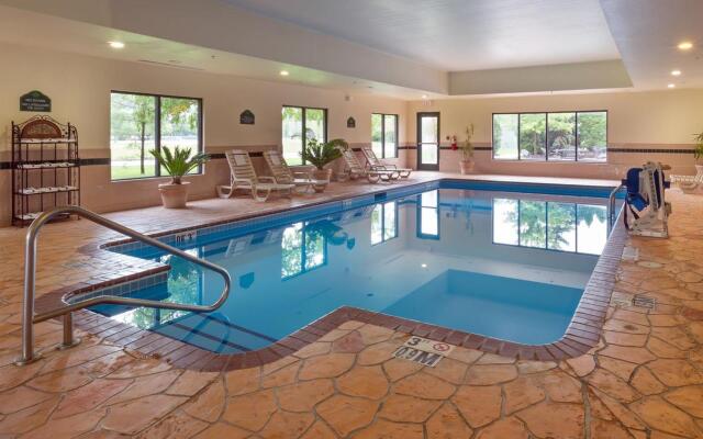 Holiday Inn Express & Suites Indianapolis Northwest by IHG