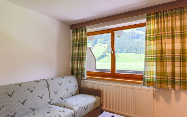 Apartment in Wald im Pinzgau With Pool