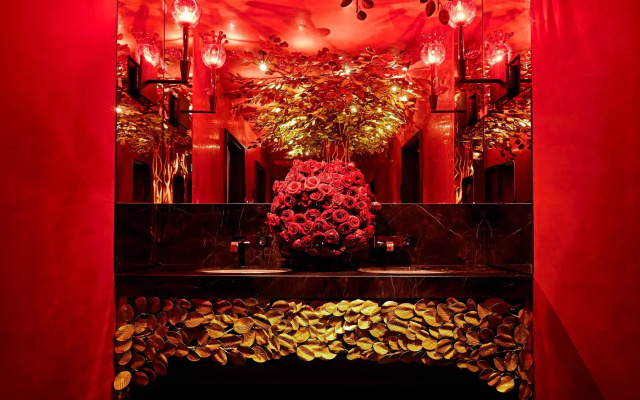 The Vagabond Club, Singapore, a Tribute Portfolio