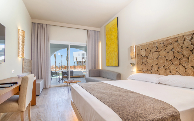 Hotel Zahara Beach by Q Hotels