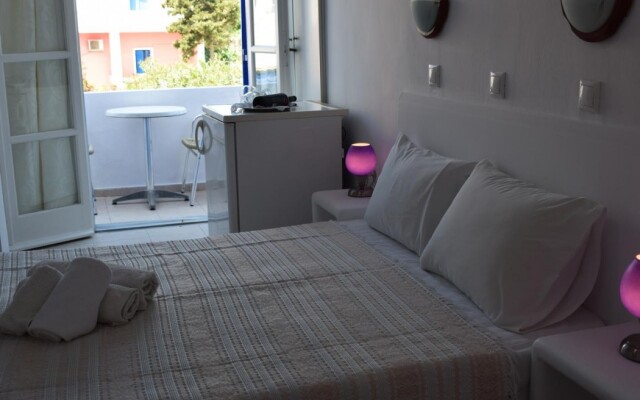 Cyclades Hotel