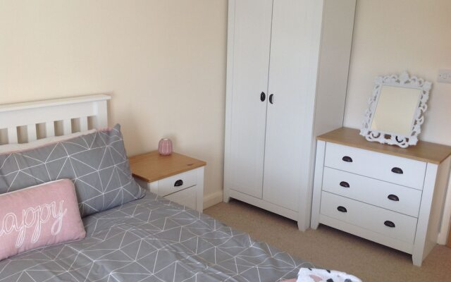 Pretty Properties Tillage Green