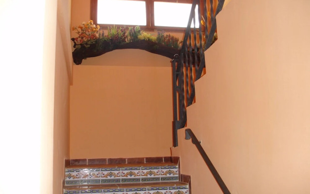 Albergue Restaurante Salto de Bierge - Hostel