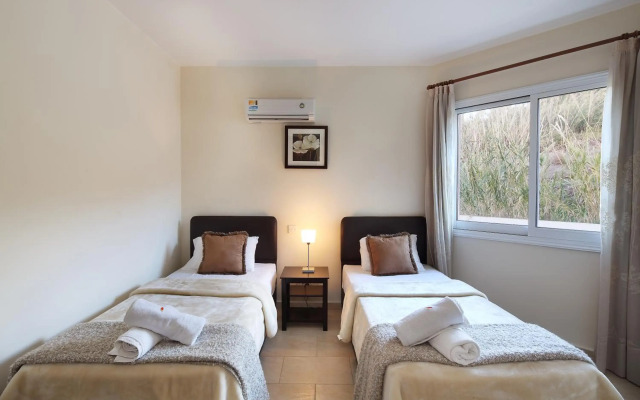 Chloraka Terrace Apartments